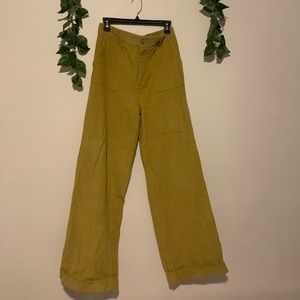Mustard Corduroy pants ! 🌱✨